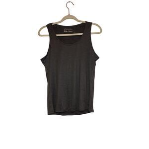Yogalicious heather grey activewear tank top size medium
